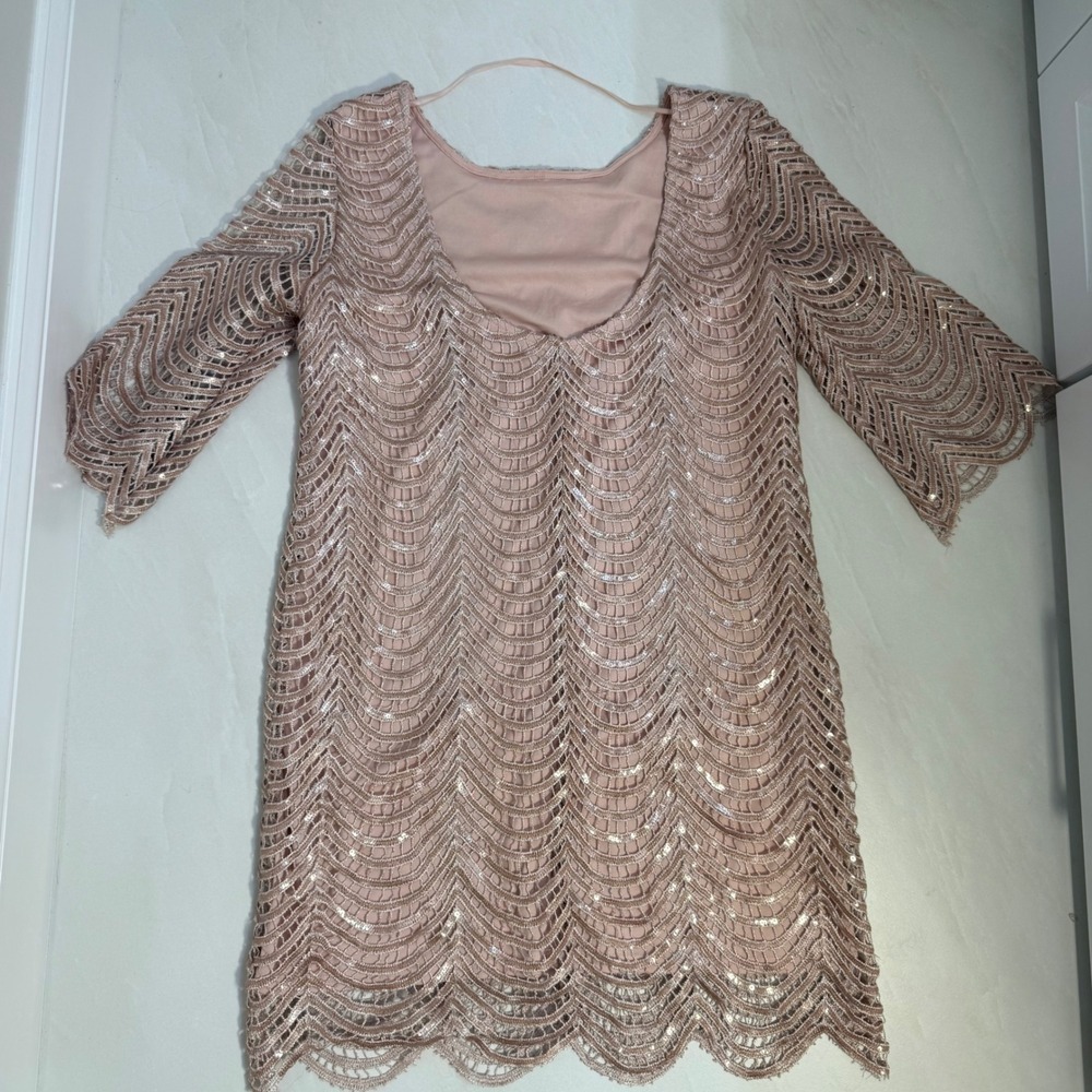 GIANNI BINl Rose Gold Sequin Wavy Lace Shift Dress‎ Size L Cocktail Party - Picture 4 of 12